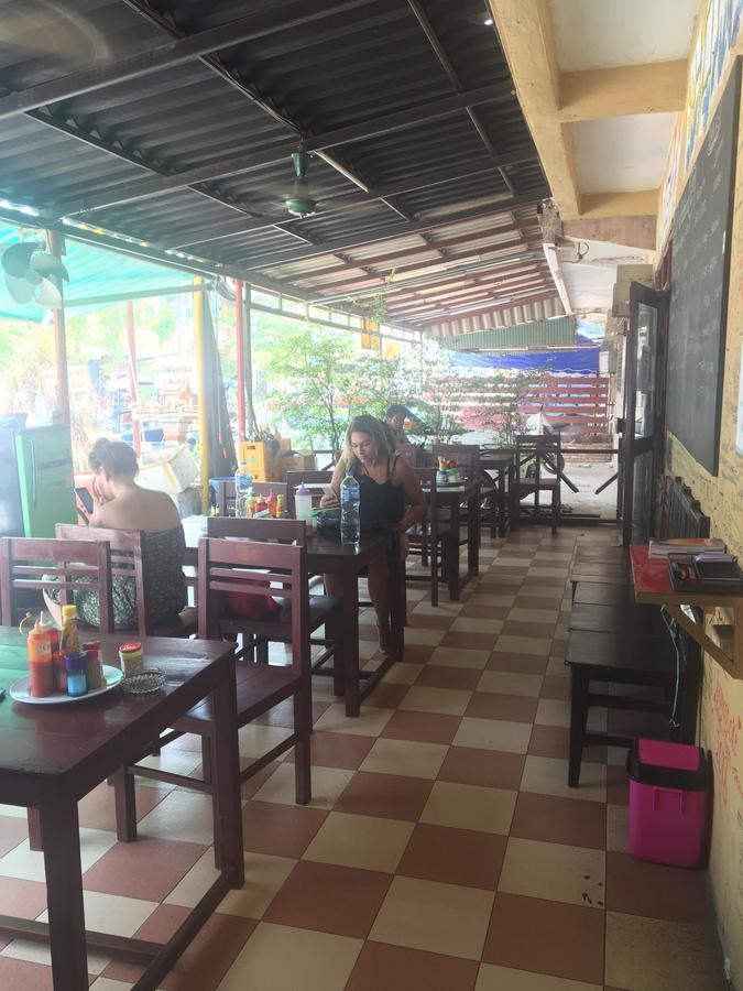 Dream Home Hostel Vientiane Bagian luar foto