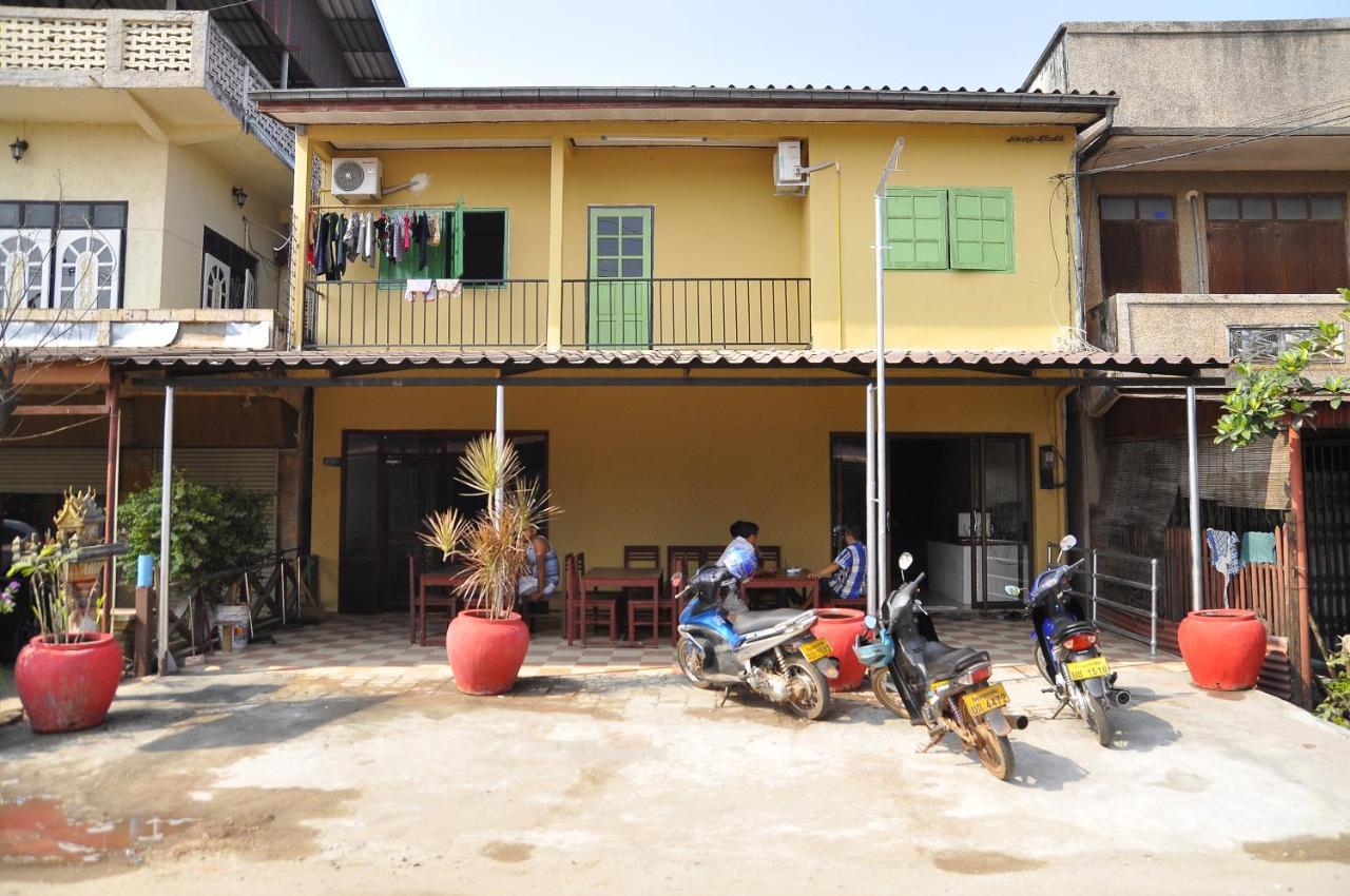 Dream Home Hostel Vientiane Bagian luar foto